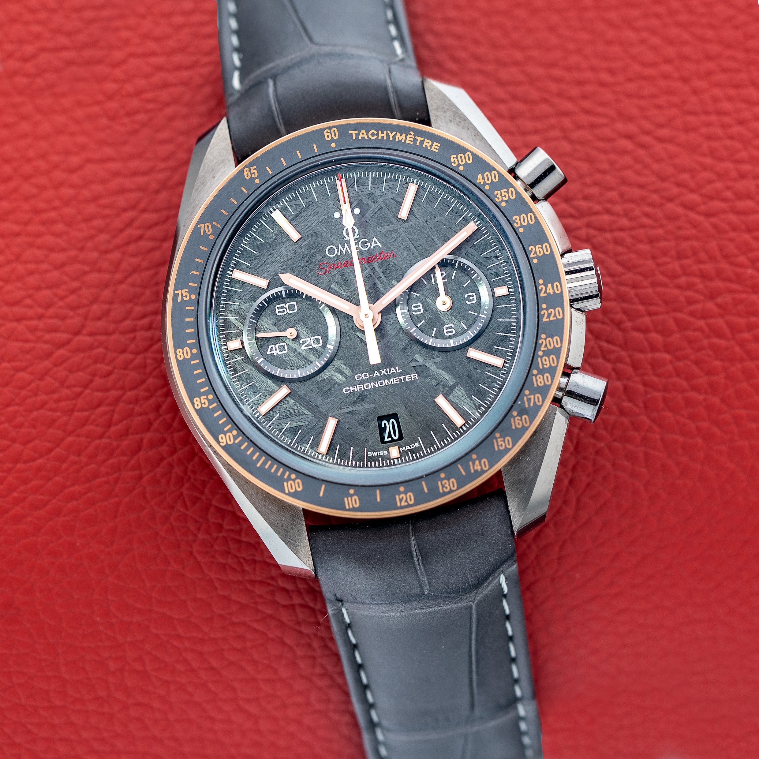 Omega Speedmaster Dark Side Of The Moon 44 311.63.44.51.99.001 - Meteorite Dial