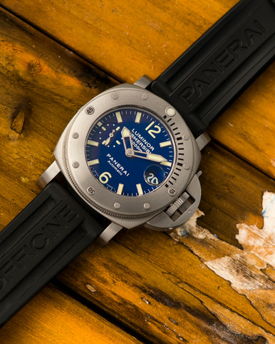Panerai PAM87 1000m Submersible Dark Blue Dial H Series - New Old Stock Condition Only 200 Pieces